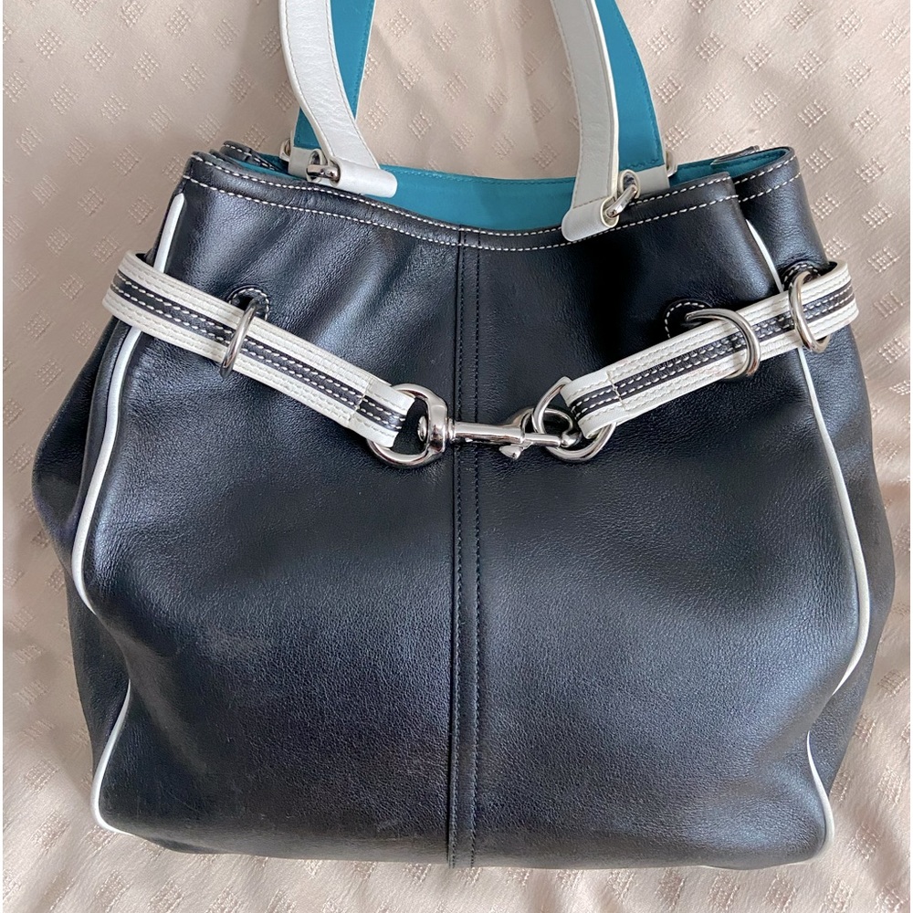 Coach Blk/White Shoulder Bag